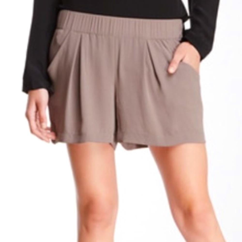 BCBG shorts. NWT.